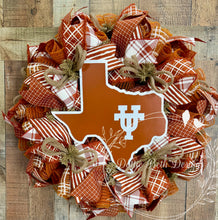 Load image into Gallery viewer, Texas Longhorn Deco Mesh Wreath