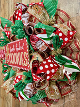 Load image into Gallery viewer, Fresh Baked Cookies Christmas Wreath