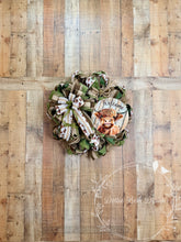 Load image into Gallery viewer, Highland Cow Welcome Wreath, Farmhouse Green and Neutral Deco Mesh Wreath with Rustic Bow, Country Front Door Decor