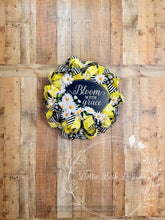 Load image into Gallery viewer, Bloom with Grace Daisy Spring Summer Deco Mesh Wreath