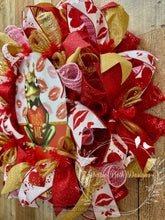 Load image into Gallery viewer, Kiss Me Frog Valentine Wreath – Whimsical Red &amp; Gold Valentine Door Decor
