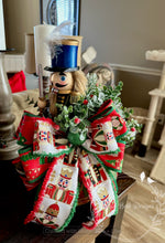 Load image into Gallery viewer, Nutcracker Centerpiece
