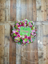 Load image into Gallery viewer, Stink Stank Stunk Christmas Wreath – Pink &amp; Green Whimsical Holiday Decor
