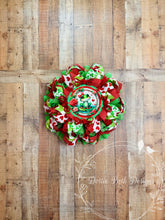 Load image into Gallery viewer, Valentine Frog Love Wreath – Red &amp; Green Frog Valentine Door Wreath
