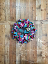Load image into Gallery viewer, Day of the Dead Wreath – Sugar Skull Halloween Decor, Dia de los Muertos Front Door Decoration
