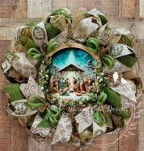 Load image into Gallery viewer, Christmas Nativity Wreath
