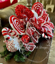 Load image into Gallery viewer, Santa Centerpiece
