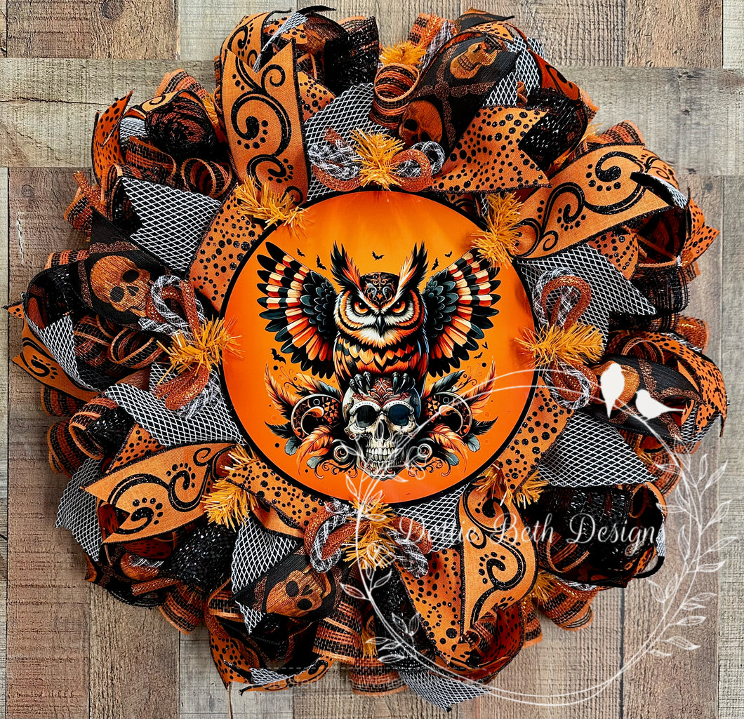 Halloween Owl and Skull Wreath – Deco Mesh Front Door Decor