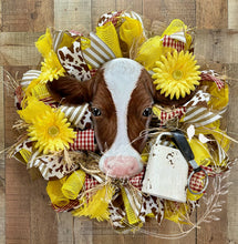 Load image into Gallery viewer, Cow Wreath
