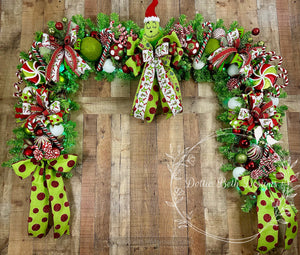 9 Foot Green Monster Garland w/Green Lights