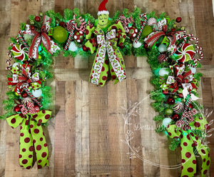 9 Foot Green Monster Garland w/Green Lights