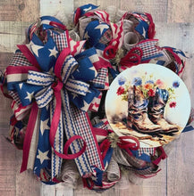 Load and play video in Gallery viewer, Patriotic Cowboy Boot Wreath – Red White and Blue Western Front Door Decor
